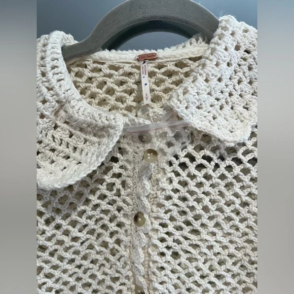 Lily Crochet Top - Picture 7 of 7
